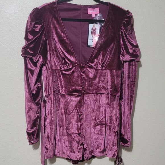 Sugar Thrillz pink velvet Velour romper with belt, xxl, NWTs. - Picture 2 of 5